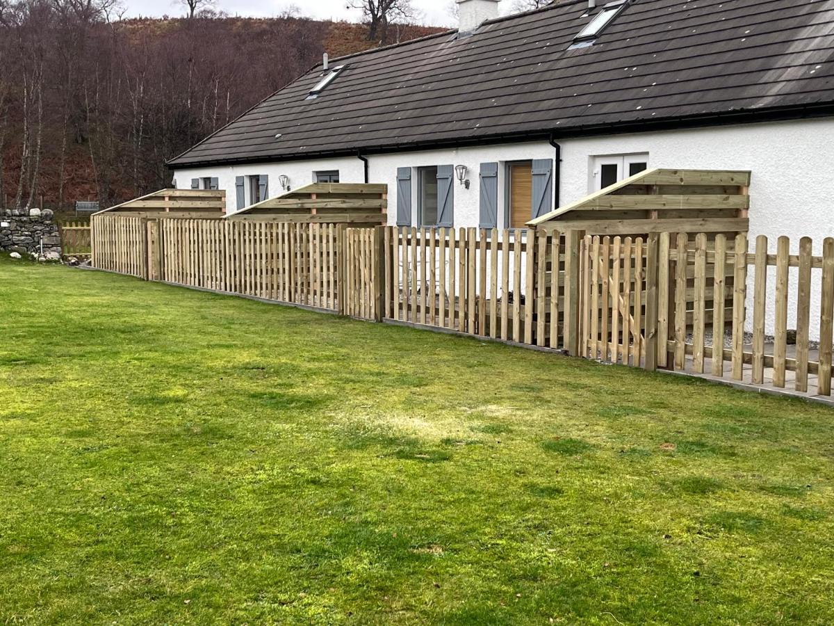 Highland Holiday Cottages Ньютонмор Экстерьер фото